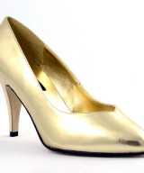 Gouden pumps spitse neus